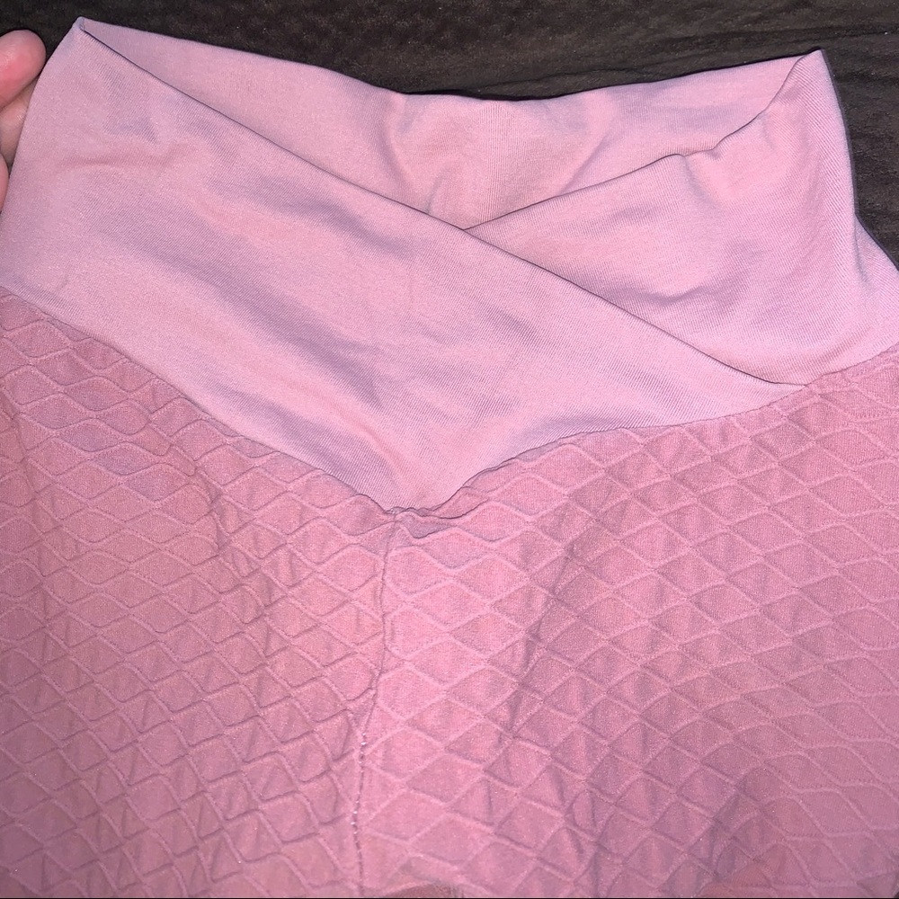 Pink leggings